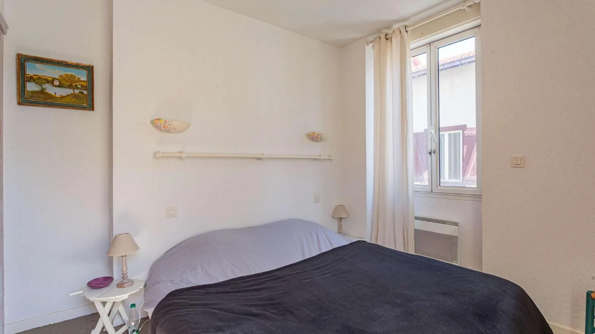 Апартаменты Appartement Proche Des Halles Centre Ville Биарриц