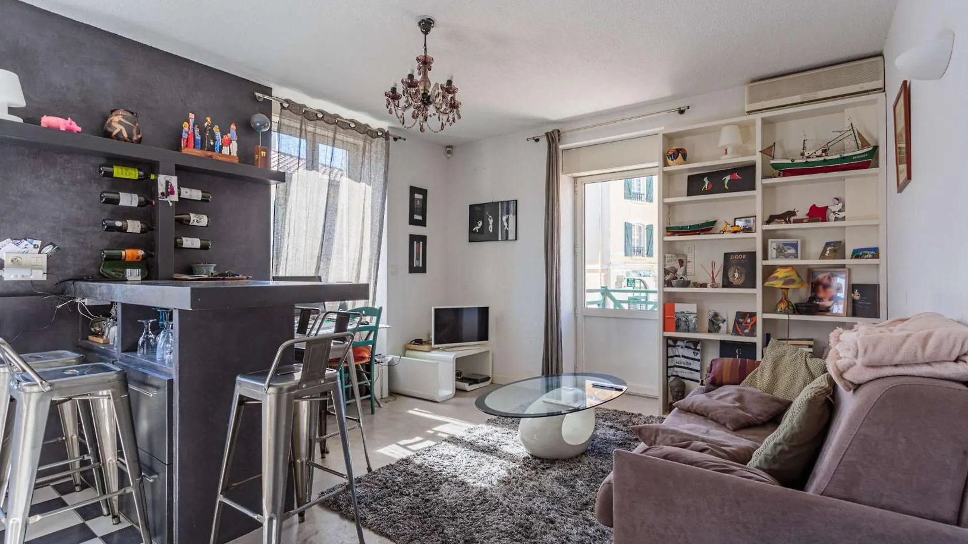 Appartement Proche Des Halles Centre Ville Биарриц